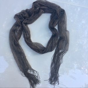NWOT Sparkle Fishnet Fringe Scarf